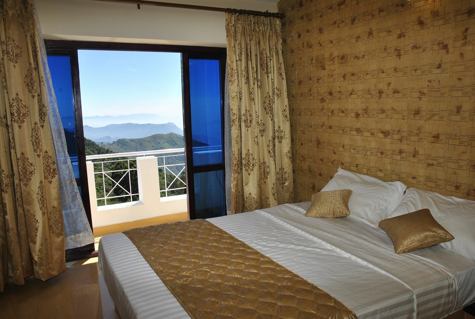 Country Club Valley Vista Kodaikanal Buitenkant foto